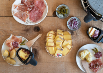 Quelle quantité de raclette prévoir pour une soirée ? 